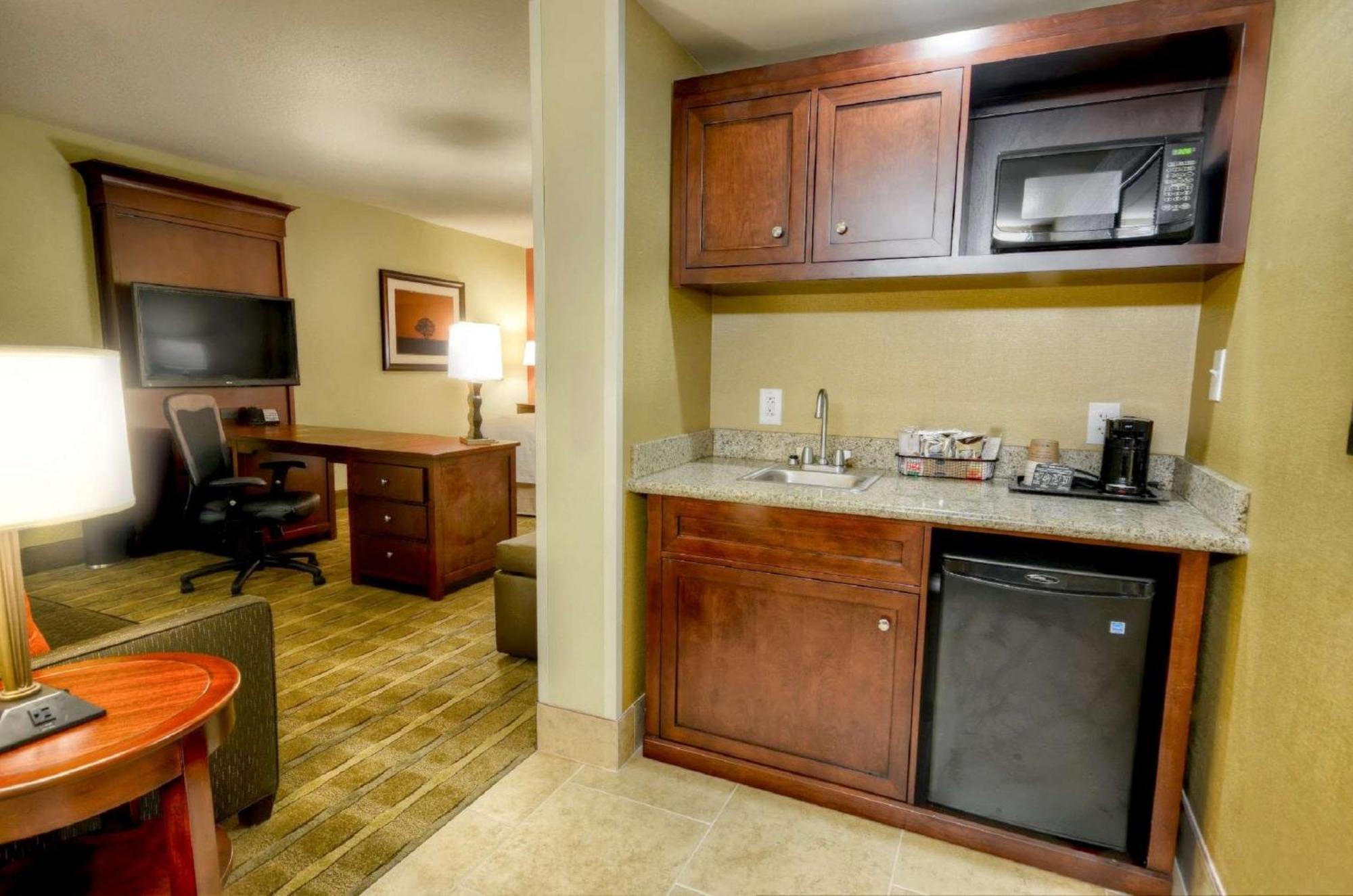 Hampton Inn & Suites טיפטון מראה חיצוני תמונה